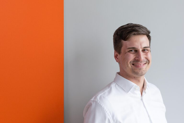 2 VVO OY 2536 sven abraham sRGB 240508 SCREEN